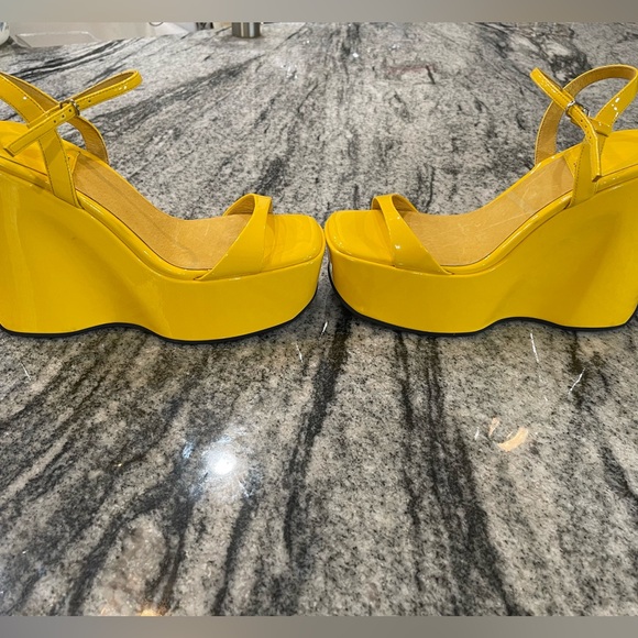 Jeffrey Campbell, yellow wedges heels - Picture 5 of 7
